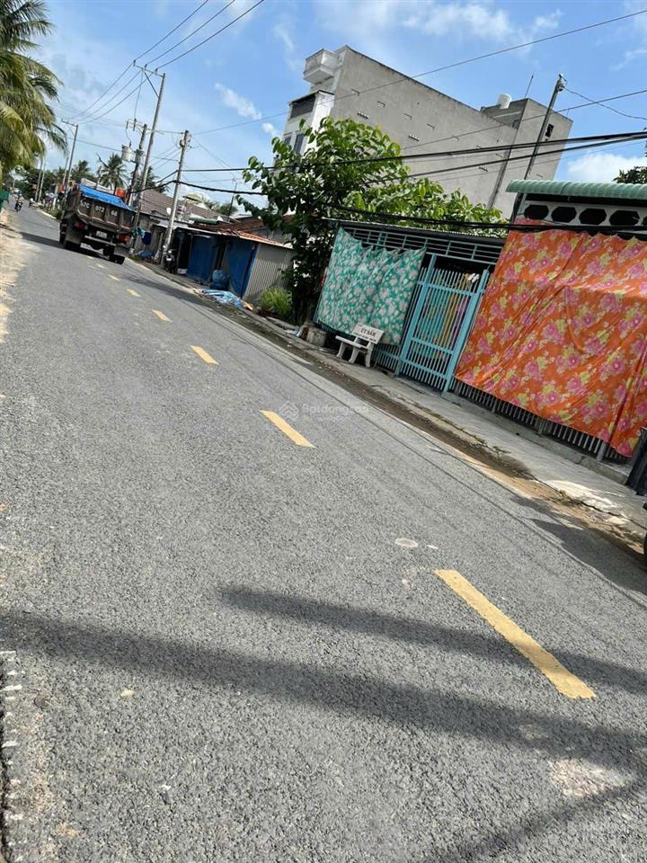 Đất mặt tiền võ văn hoài  long xuyên  an giang