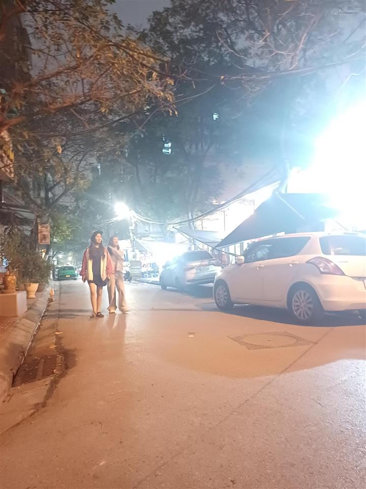 Hàng hiếm, lô góc, vỉa hè oto tránh, tt đống đa, 57m2, 6 tầng thang máy, 4,3m mt, giá 31,9 tỷ