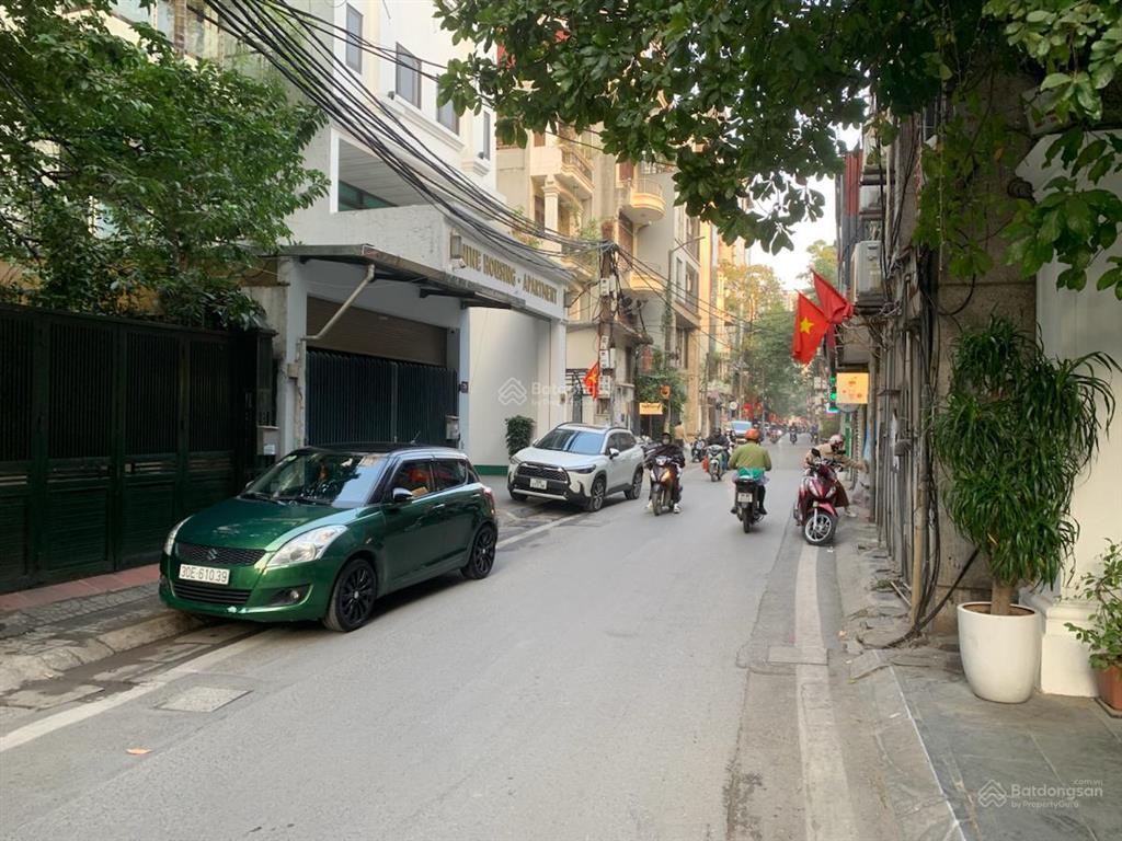 Mặt phố lô góc, vỉa hè, liễu giai, phan kế bính, 163m2, 6 tầng thang máy, 5,6m mặt tiền, giá 76 tỷ