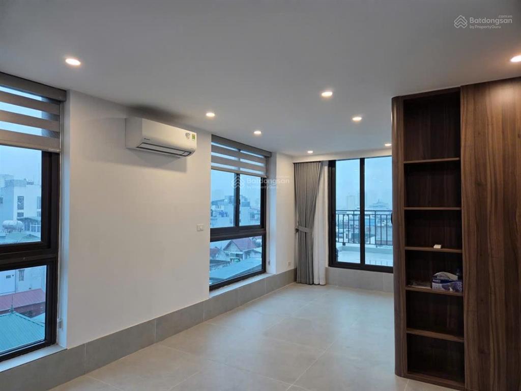 Hàng hiếm cầu giấy, phân lô oto tránh, ngõ thông, 73m2, 8 tầng thang máy, 4,5m mặt tiền, 34,8 tỷ