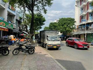 Nhà chính chủ  phường 9  #quận3  3 tầng  sát mặt tiền  dt( 4.3m x 12m)  chỉ 8.8 tỷ.