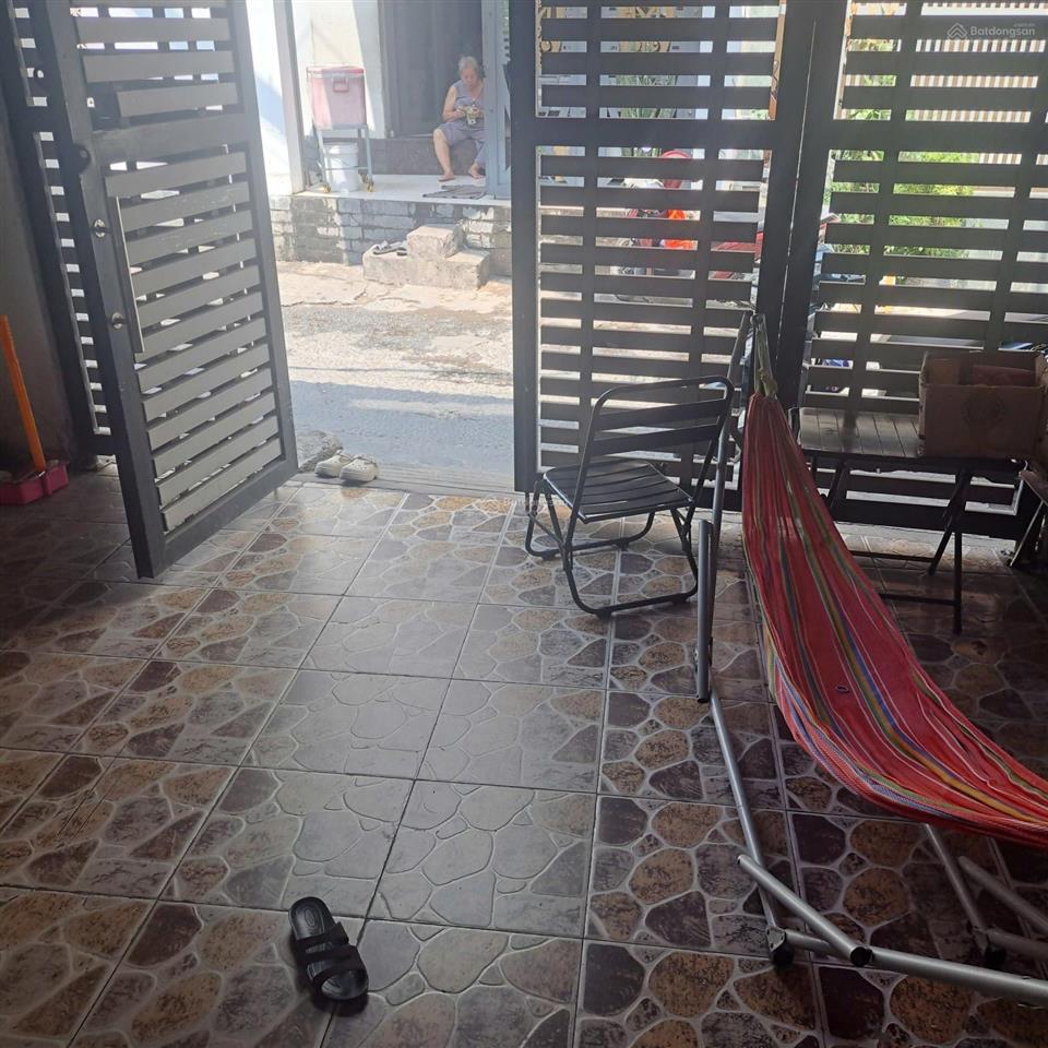 Nhà c4 tiện xây mới  bùi văn ba  quận 7  90m2  xe hơi đỗ cửa  sát mặt tiền  nhỉnh 8 tỷ.