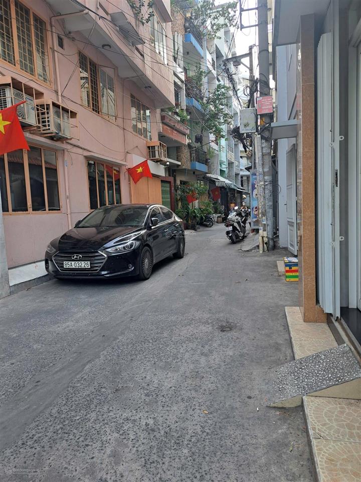 Nhà c4 tiện xây mới  bùi văn ba  quận 7  90m2  xe hơi đỗ cửa  sát mặt tiền  nhỉnh 8 tỷ.