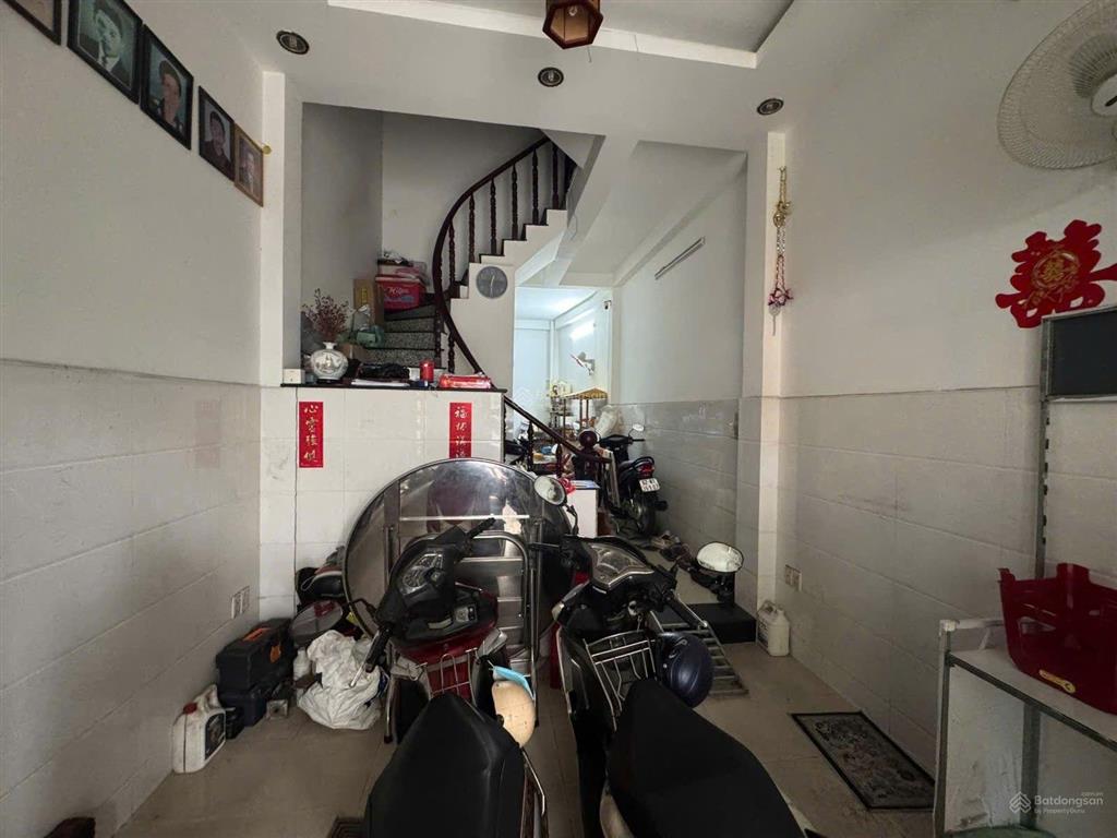 Trần phú  quận 5  4 tầng  ngay an đông  dtsd 100m2  khu dân trí  nhà cao tầng  nhỉnh 9 tỷ.