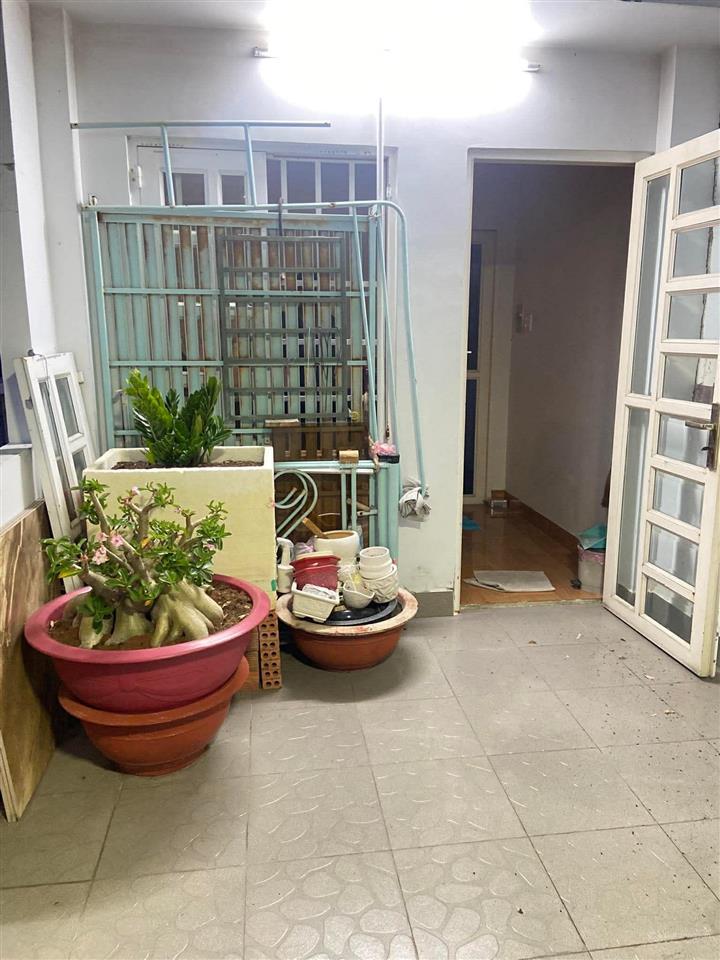 Nhỉnh 6 tỷ có ngay mặt tiền  p10  quận 6  4 tầng btct  sổ vuông a4  khu dân cư hiện hữu.