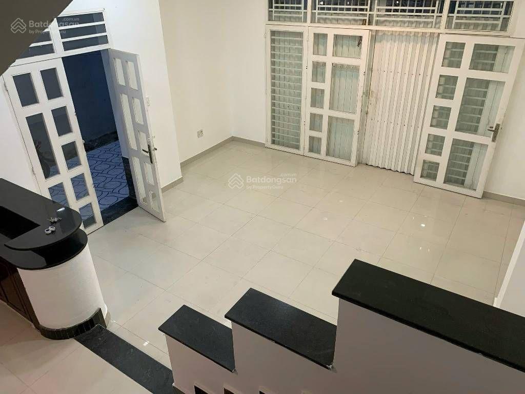Huỳnh tấn phát  quận 7  hxh tránh  153m2  sổ vuông  4 tầng  btct  hoàn công  chỉ 12.99 tỷ.