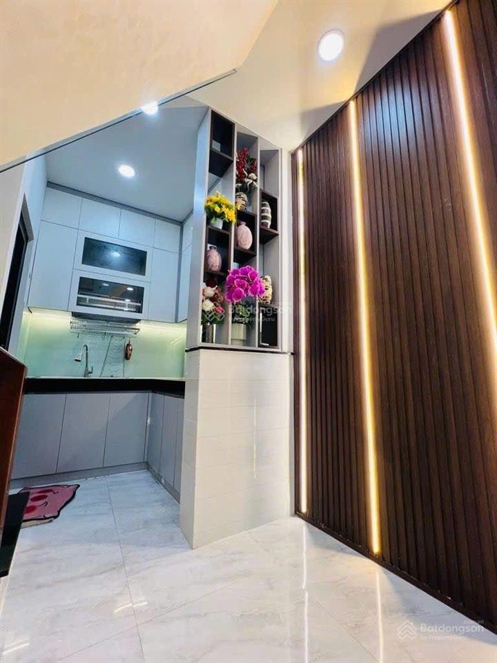 Nhà mới đẹp  huỳnh tấn phát  quận 7  sổ vuông a4  gân mặt tiền  nhỉnh 3 tỷ.