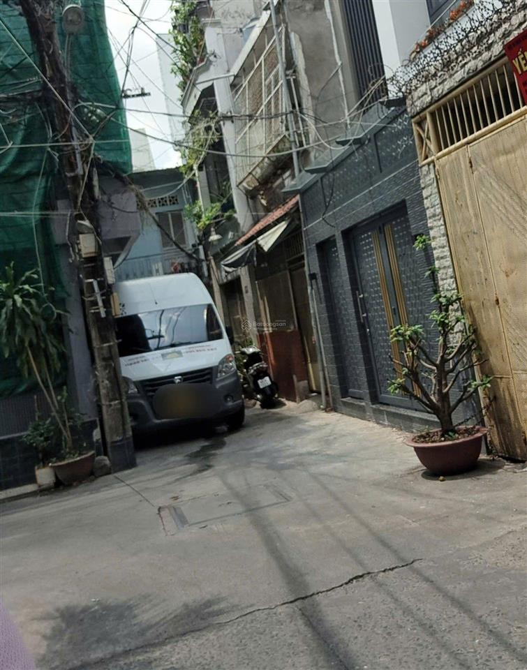 Bán nhà  trần phú  quận 5  41m2  sổ vuông a4  4 tầng btct  hoàn công  hxh thông  chỉ 8.1 tỷ
