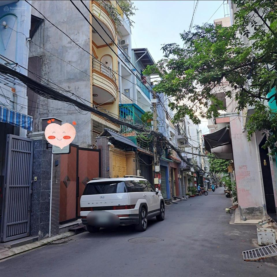 Nhà 4 tầng  62m2  sổ vuông a4  hẻm xe tải thông  tân bình  sát vách quận 10  nhỉnh 11 tỷ