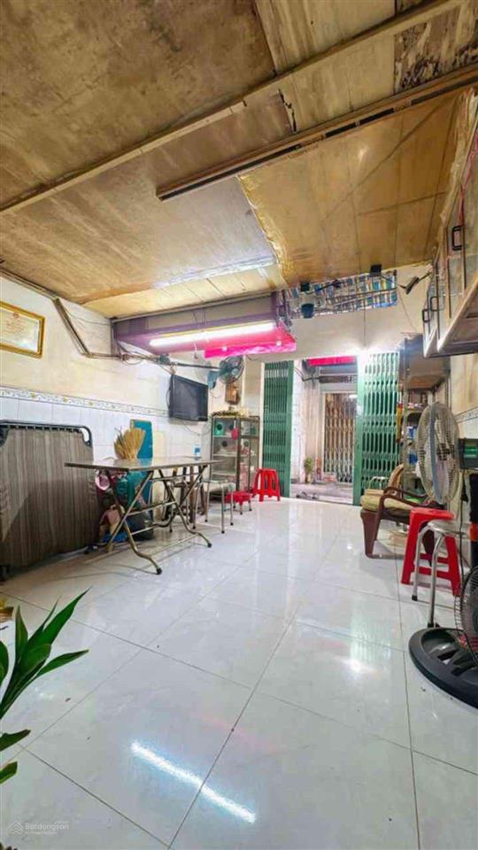 Nhà cũ tiện xây mới  3 tầng  hẻm thông thoáng  26m2  nhỉnh 5 tỷ