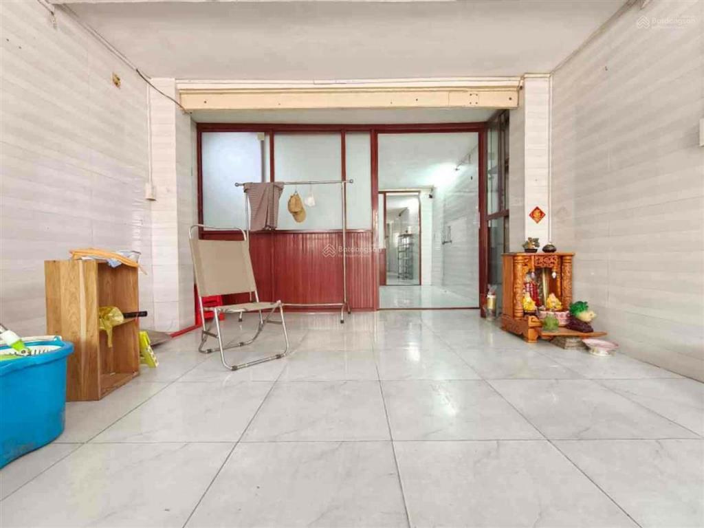 Bán đất tặng nhà  hxh  37m²  quận 11  sát vách quận 5  nhỉnh 4 tỷ.