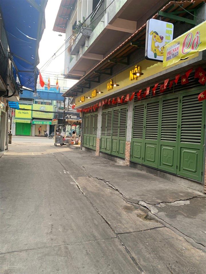 Quận 10  sát vách quận 1  50m²  nhà xây kiên cố  hoàn công  sổ vuông  nở hậu  chỉ 8.x tỷ.
