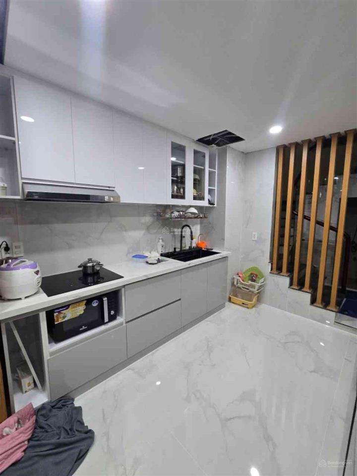 Nhà mới đẹp 4 tầng  full nội thất  quận 10  chỉ 7.x tỷ