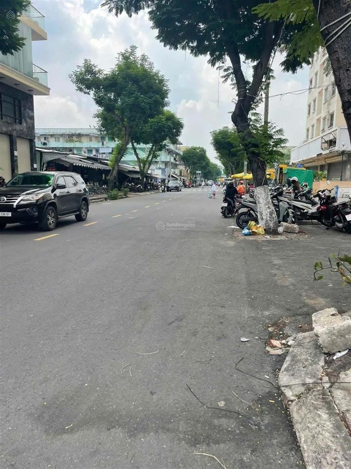 Chỉ nhỉnh 5 tỷ có ngay nhà 4 tầng btct  hoàn công  nguyễn duy dương  quận 10  lô góc