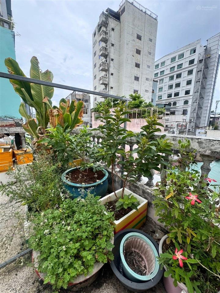 Nhà chính chủ sát mặt tiền nguyễn trãi 49m2  ngang 4.7m  nở hậu có dòng tiền chỉ 8.** tỷ