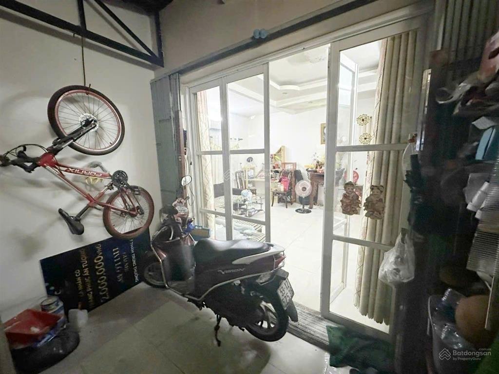 Nhà chính chủ lâu đời  chưa qua đầu tư  38m2 nở hậu  trần bình trọng, quận 5  chỉ 4.xx tỷ