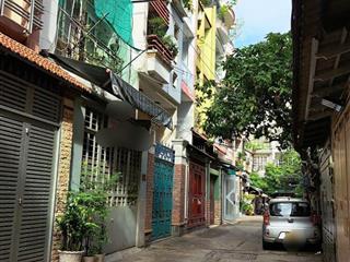 Nhà 5 tầng có thang máy full nội thất cao cấp xe hơi tránh 40m2 thành thái q10 9,6 tỷ