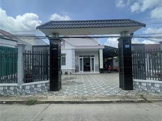 Bán nhà vườn 794m2 bến tre  có sổ hồng