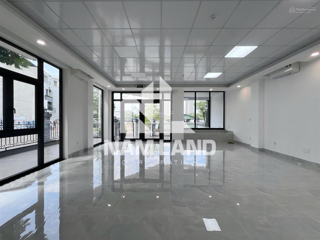 Biệt thự làm vp 4 sàn trống suốt, có thang máy khu saigon mystery chỉ 90tr