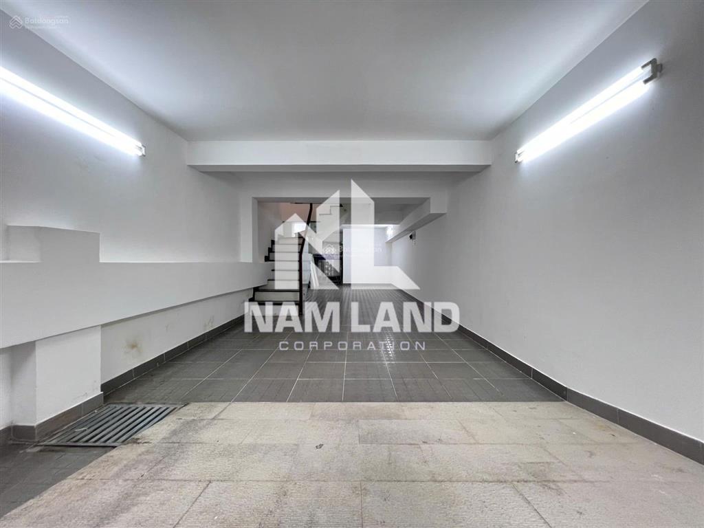 Biệt thự làm vp 4 sàn trống suốt, có thang máy khu saigon mystery chỉ 90tr