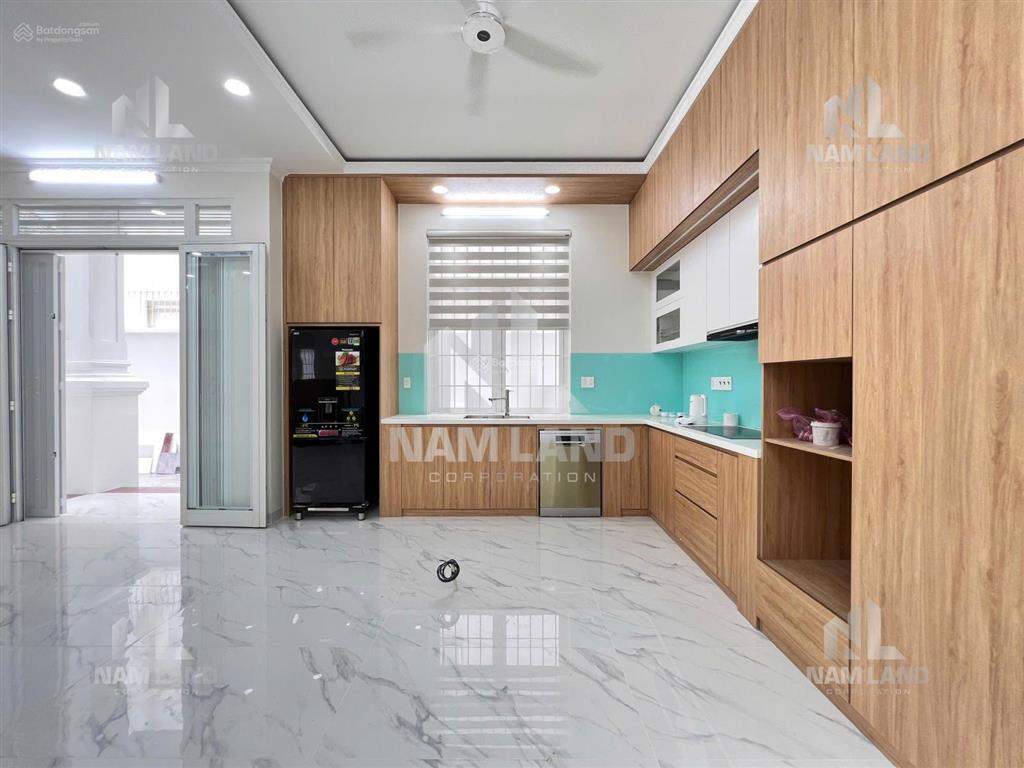 Villa 15x20 mới 100% sân vườn, 2 lầu gần global city, phước long, giá chỉ 30tr