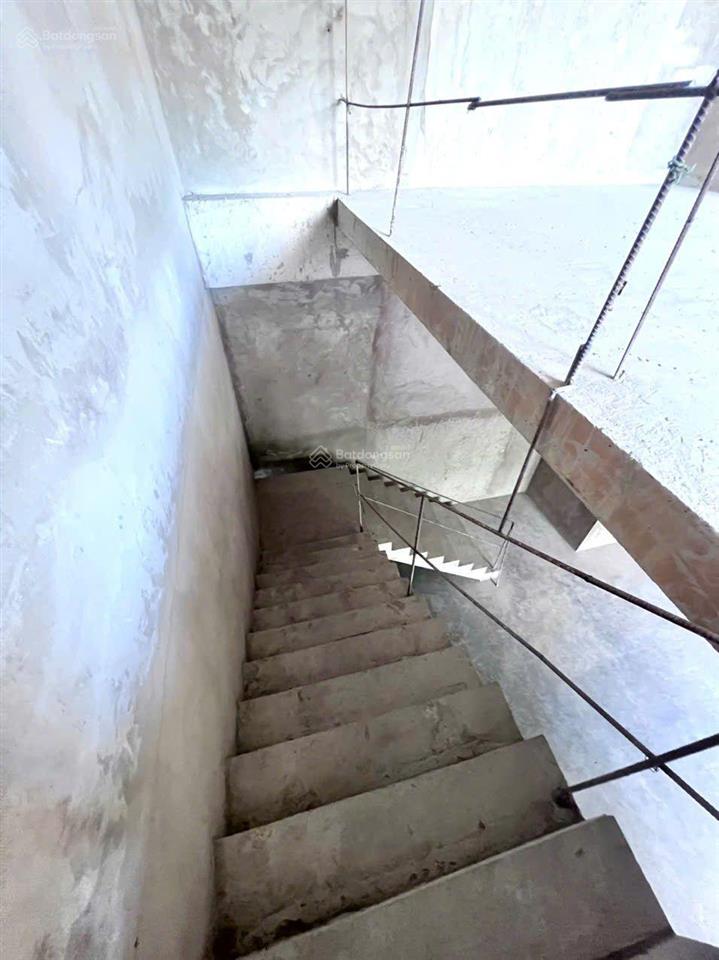 Cho thuê shophouse akari 1 trệt 1 lầu, 185m2, chỉ 40 triệu
