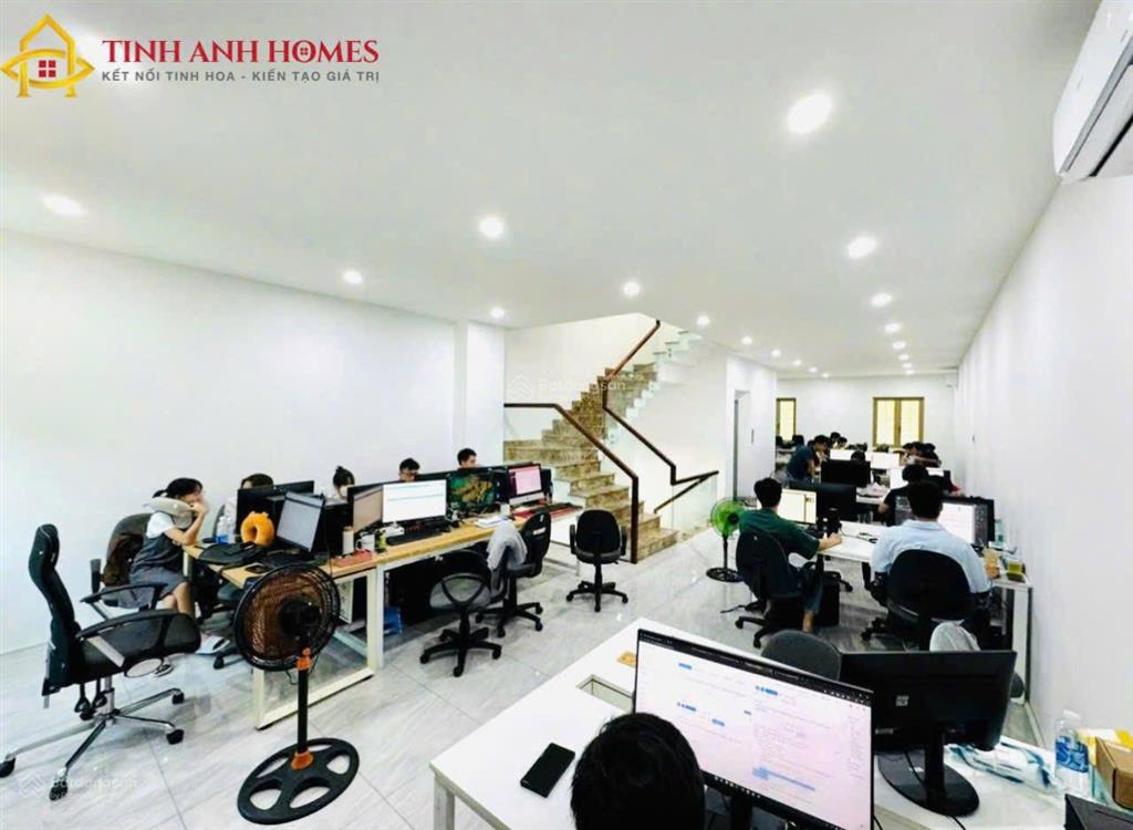 Cho thuê shophouse pavillon trục chính trần đăng ninh tuyến đường 30m