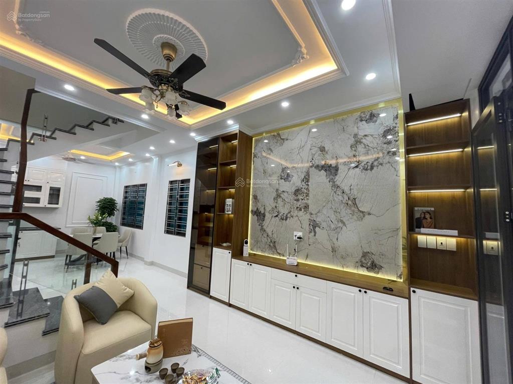 Bán nhà mỹ đình  ngõ thông  lô góc  gần ô tô  nhỉnh 7 tỷ