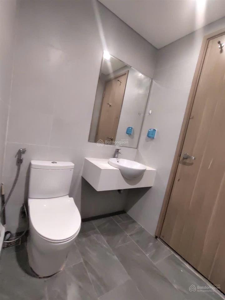 Chính chủ bán nhanh căn góc 3pn 2wc 80m2, full đồ tầng trung thấp, s218 vinhomes ocean park gia lâm