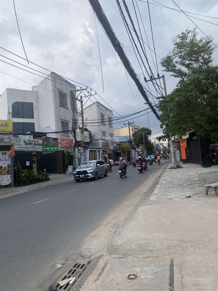Cho thuê nr tại 220a đường thoại ngọc hầu, 60 triệu/ tháng, 500m2, chỉ với giá ưu đãi