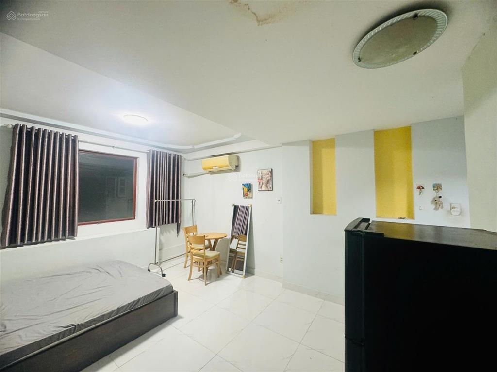 Chdv full nội thất  cách sân bay 200m  tân bình