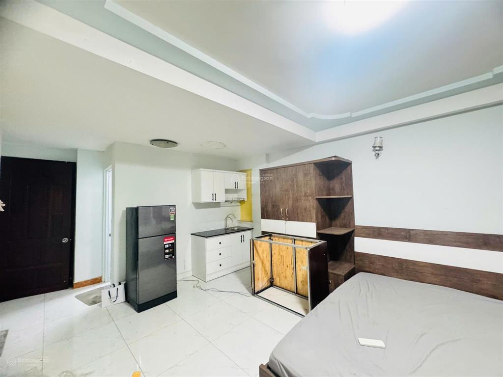 Chdv full nội thất  cách sân bay 200m  tân bình