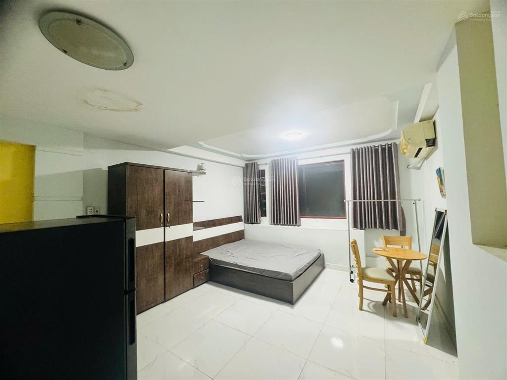 Chdv full nội thất  cách sân bay 200m  tân bình