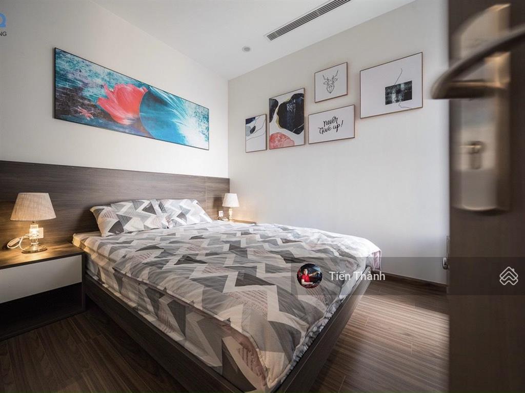 Bán gấp căn hộ hoa hậu watermark 395 llq 100m2, 2pn, tầng cao, view hồ tây, 12 tỷ. 0963 668 ***