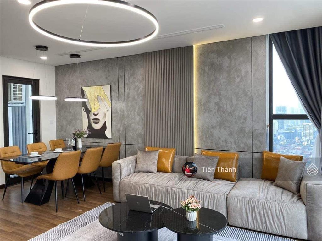 Chính chủ bán căn hộ chung cư hcmcc 249a thụy khuê 146m2, 3pn, view hồ, tầng cao, 18 tỷ. 0963 668 ***