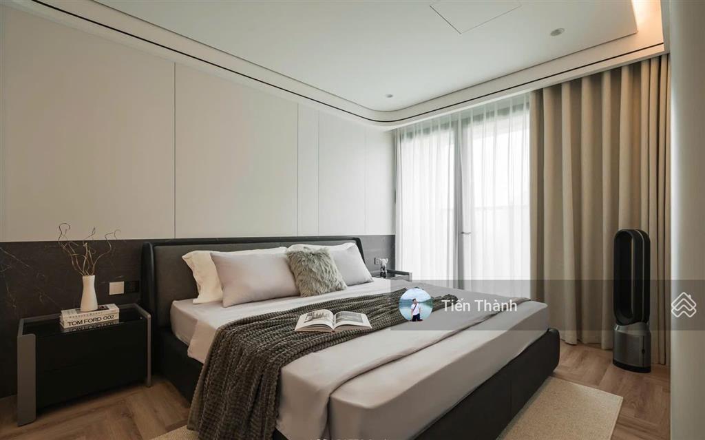 Bán gấp căn hộ lancaster núi trúc, 130m2, 3pn, 3wc, căn góc, tầng cao, view hồ, 18 tỷ. 0963 668 ***