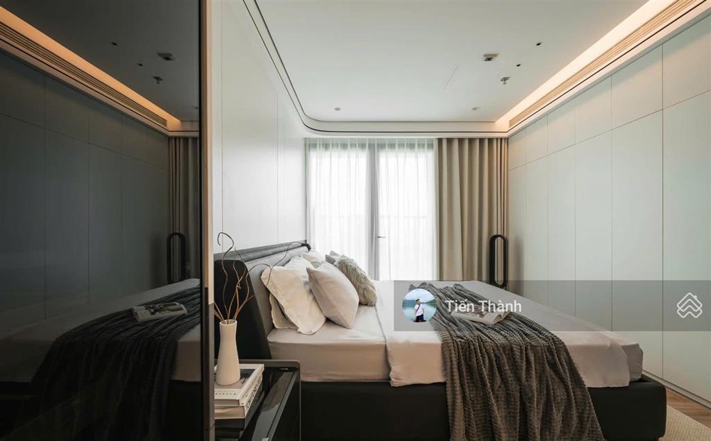 Bán gấp căn hộ lancaster núi trúc, 130m2, 3pn, 3wc, căn góc, tầng cao, view hồ, 18 tỷ. 0963 668 ***