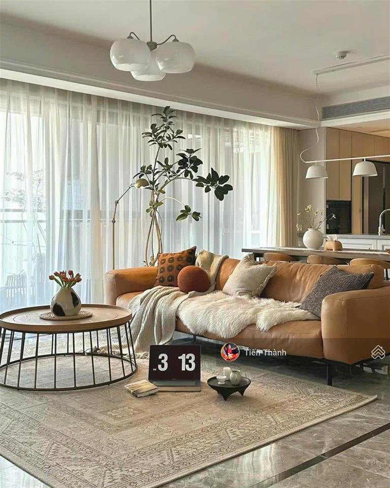 Bán gấp căn hộ hoa hậu chung cư metropolis, 75m2, 2pn, tầng cao, view hồ, đồ xịn, 14 tỷ 0963 668 ***