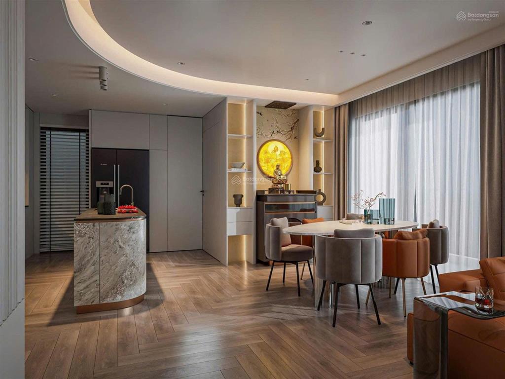 Bán gấp căn hộ hoa hậu chung cư metropolis, 136m2, 4pn, tầng cao, view hồ, đồ xịn. 0963 668 ***