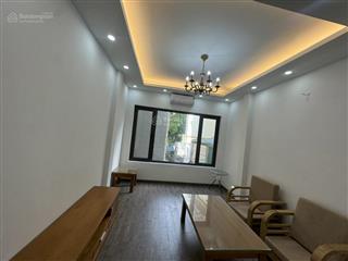 Bán nhà phạm văn đồng, 38m2, 5 tầng, dân xây, oto 10m , 8 tỷ hơn