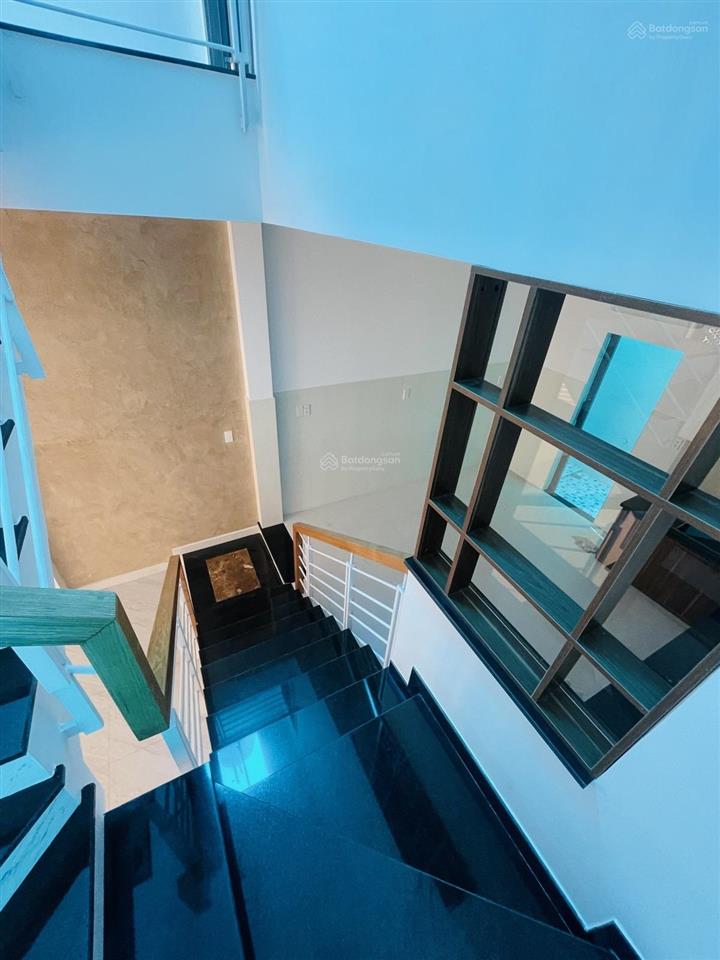 Nhà mới 2 tầng hẻm xe hơi hoàn công chuẩn hiệp bình chánh, thủ đức,gần gigamall