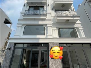 Hiệp bình chánh ngay chợ hiệp bình  hẻm chuẩn 7m có lề  xe hơi ngủ nhà  5 tầng btct thang máy