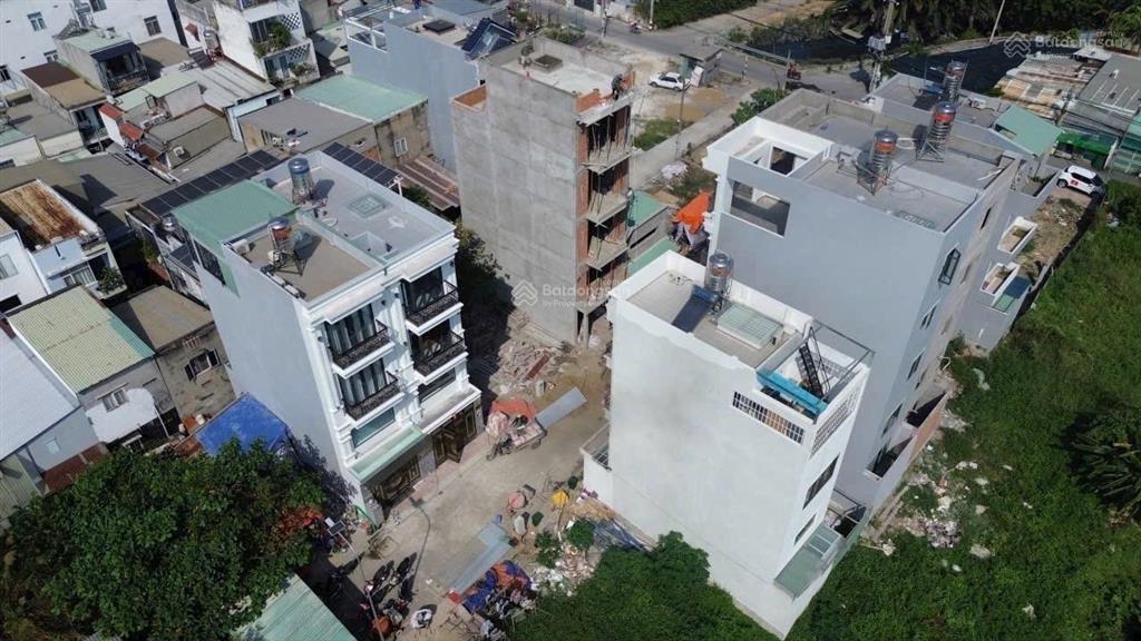 Hiệp bình chánh ngay chợ hiệp bình  hẻm chuẩn 7m có lề  xe hơi ngủ nhà  5 tầng btct thang máy