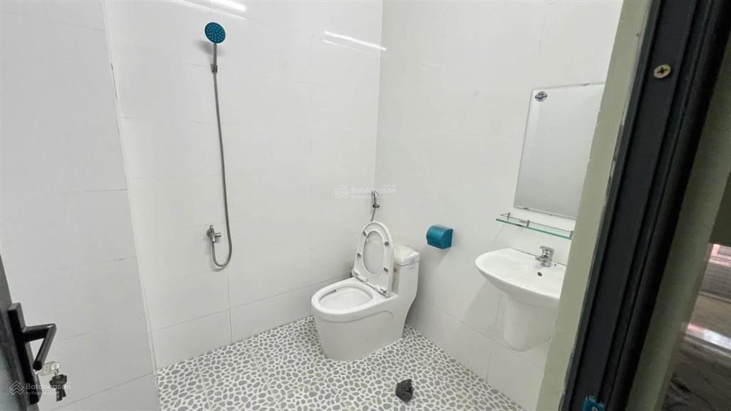 Kho xưởng 300m2 mới 100%tường kiên cố sạch đẹphiệp bình chánhthủ đức,gần gigamallphạm văn đồng
