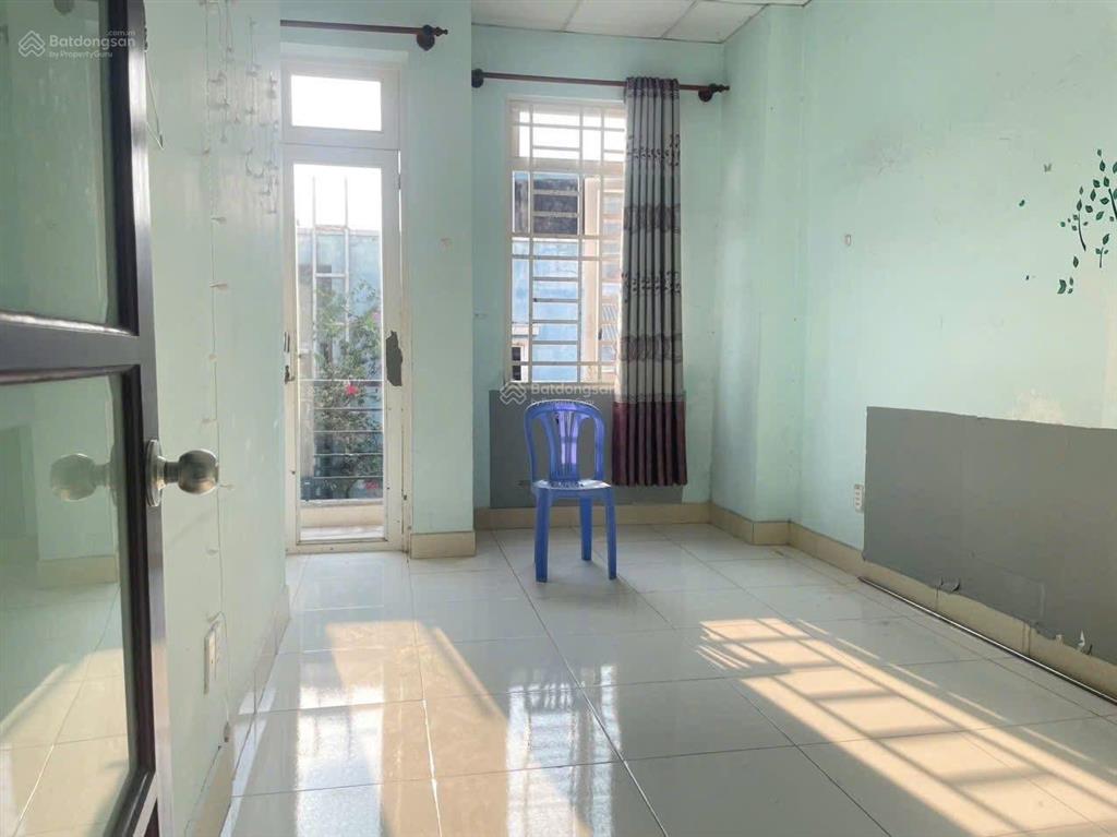 Nhà 2 tầng 30m2 sổ hồng riêng sát kdc hồng longhiệp bình phướcthủ đức