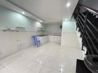 Nhà 2 tầng 30m2 sổ hồng riêng sát kdc hồng longhiệp bình phướcthủ đức