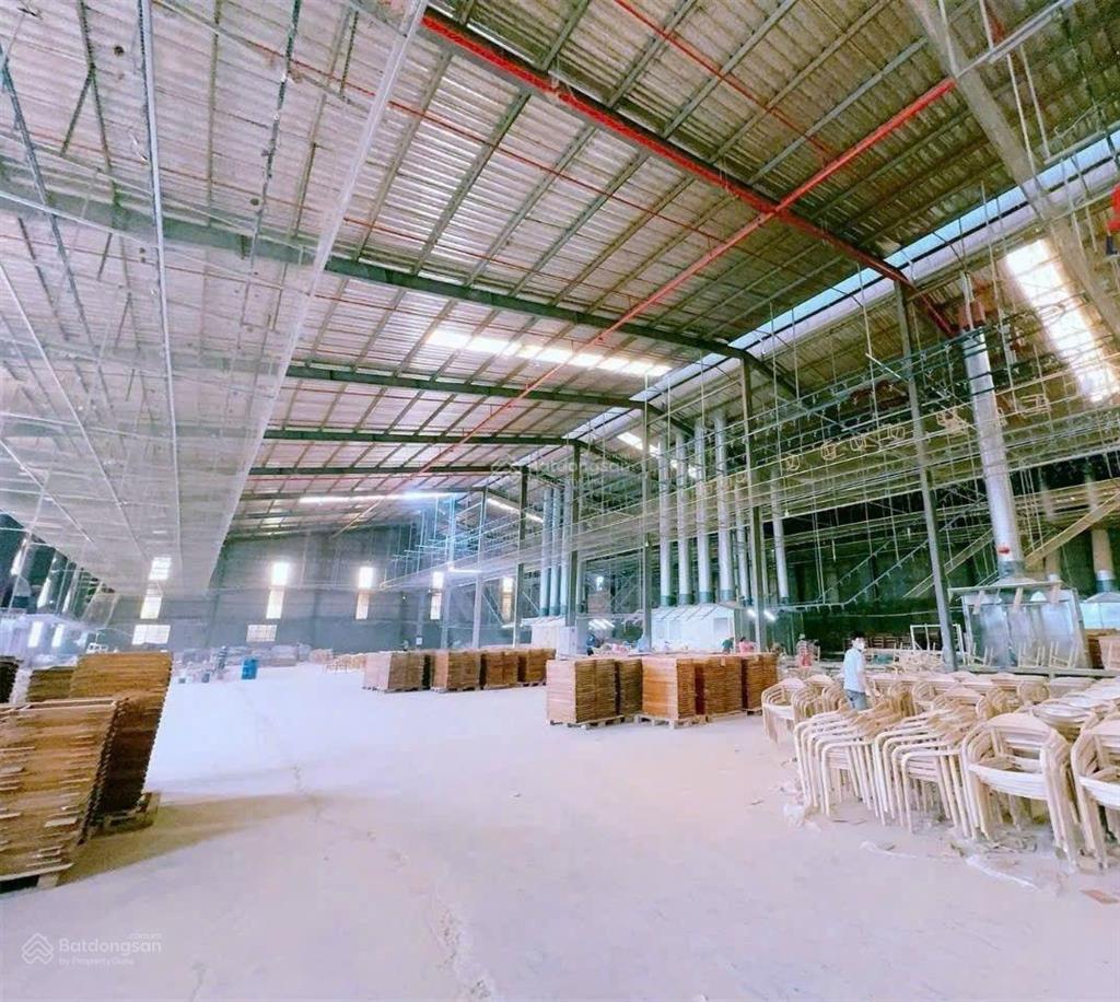 Bán nhà xưởng 9700m2 skc. gần kcn sông mây, trảng bom  đn