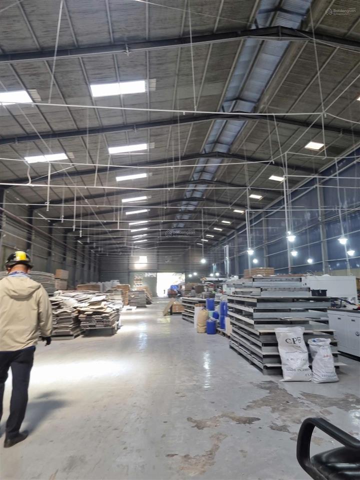 Giá bán 1x tỷ thương lượng. đang cho thuê 130tr/tháng, bán xưởng hố nai 3 trảng bom