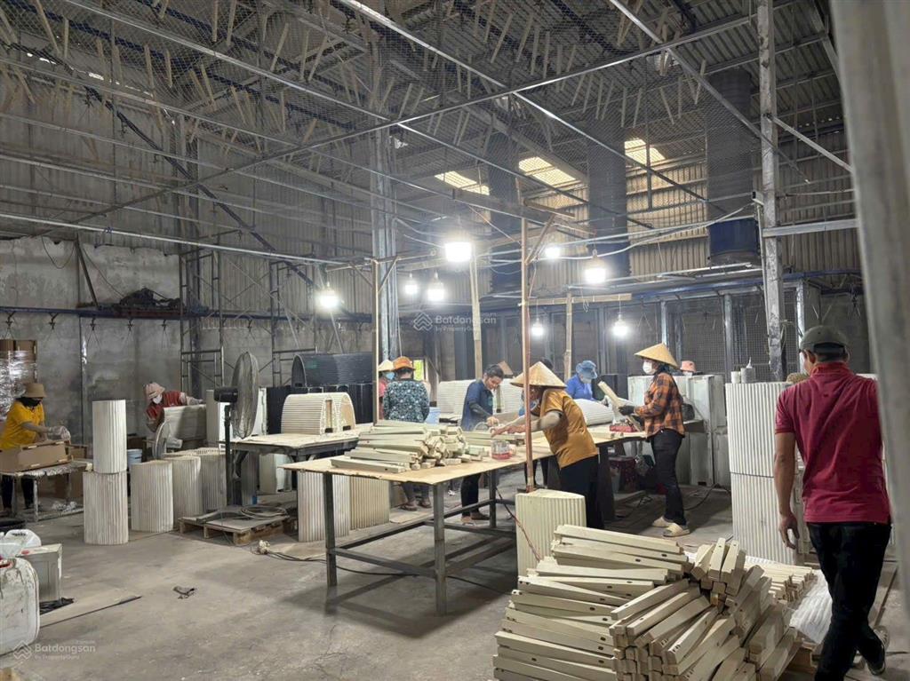 Giá bán 1x tỷ thương lượng. đang cho thuê 130tr/tháng, bán xưởng hố nai 3 trảng bom
