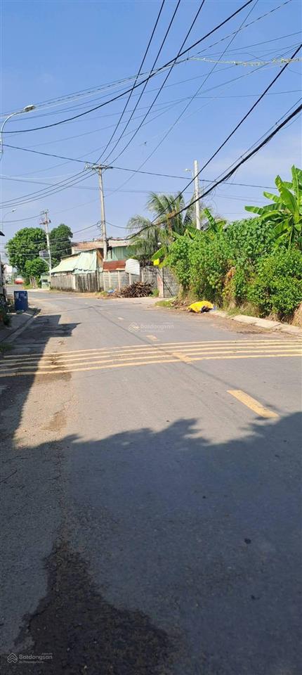 B.án lô đất một xẹc đường dương công khi , xuân thới sơn. hóc môn. hcm dt  23 x 52 shr full thổ